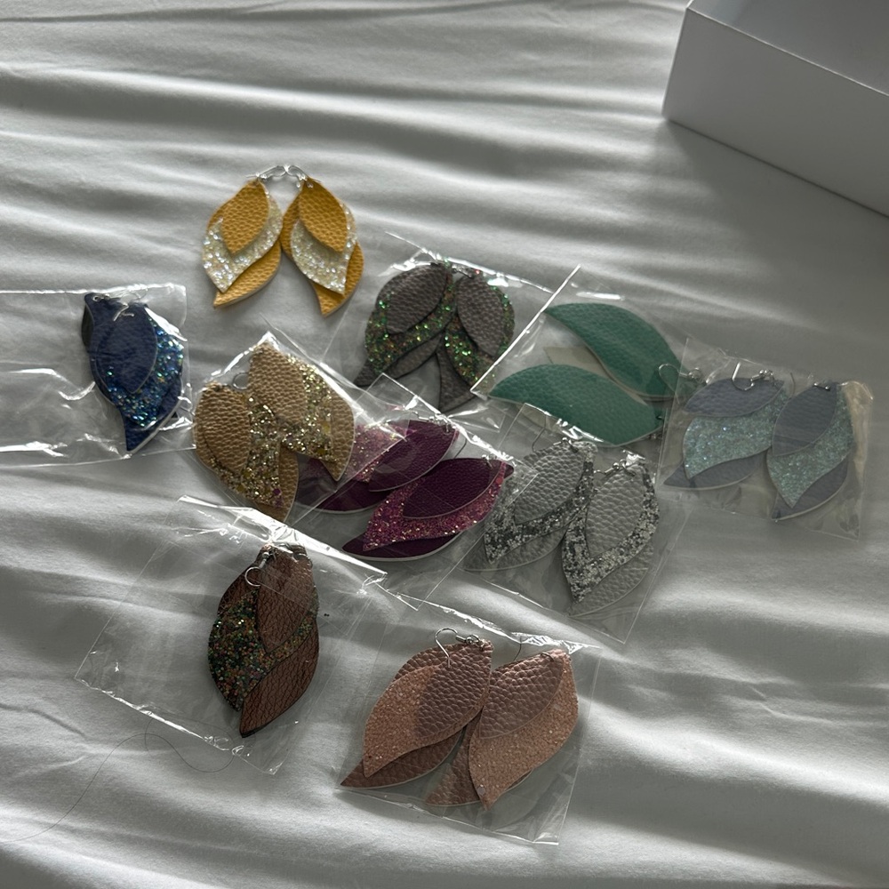 Colorful Leaf-Shaped Earrings Set